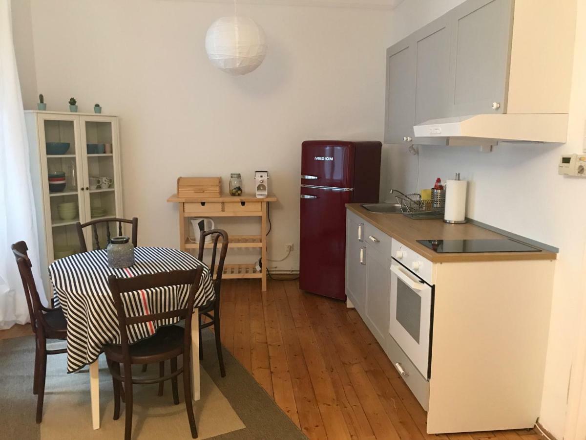 Ferienwohnung Wiener Lebensgefühl im Herzen der Josefstadt Exterior foto